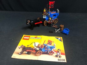 Lego 6038 Wolfpack Wolfpack Renegades Knights Castle Wolf Knight Carriage from 1992
