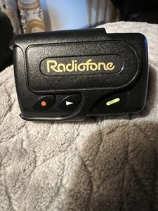 Vintage 90’s Motorola Flex Pager - Alphanumeric, Turns On, Comes with belt clip - Photo 1/4