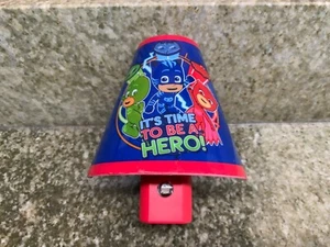 Disney PJ Maske 2018 Nachtlicht mit Schirm 4 Zoll - Bild 1 von 3