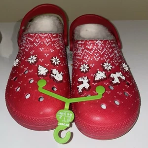 Zueco Crocs clásico forrado con dije navideño rojo blanco para hombre talla 11/mujer 12,5 - Imagen 1 de 5