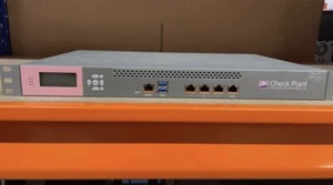 CHECKPOINT ST-5 Firewall Security Apliance With Rack Mounts Ears - Afbeelding 1 van 3
