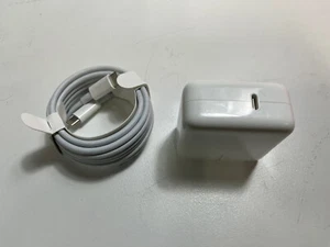 Lot of 25 - Genuine Apple OEM A1882 30W USB-C AC Power Adapter with Cable - Picture 1 of 3