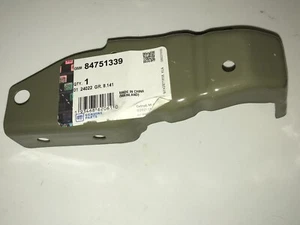 NEW OEM GM LEFT Fender Upper Bracket 2021 - 2023 Envision 84751339 - Picture 1 of 3