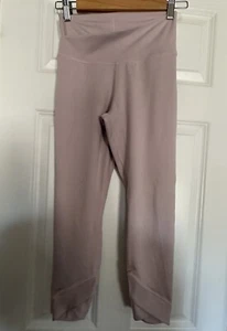 Nike Girls Dri Fit Stretch Capri Pants SIZE SMALL Light Pink Workout EUC - Picture 1 of 7