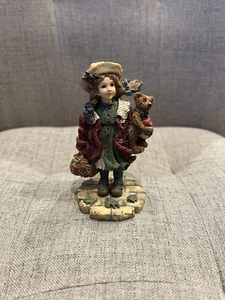 Boyds Yesterdays’ Child - Style #3514 - Candice w/Matthew Gathering Apples - Picture 1 of 2