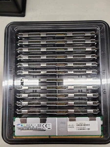 (Lot of 12) Samsung 32GB PC3L-12800L 4Rx4 DDR3 ECC Server RAM M386B4G70BM0-YK0 - Picture 1 of 2