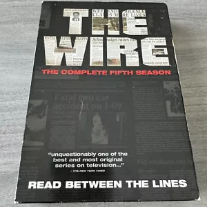 The Wire: Die komplette fünfte Staffel DVD. Komplettes 4-Disc-Set. - Bild 1 von 8