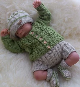 BABY KNITTING PATTERNS DK 33 ALEX BABY OR REBORN DOLLS PRECIOUS NEWBORN KNITS