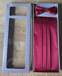 PIERRE CARDIN RED CUMBERBUN & BOW TIE SET - NEW In BOX RED CUMMERBUND & BOW TIE - Picture 1 of 5