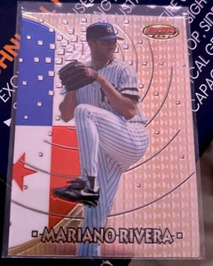 1997 BOWMAN'S BEST INTERNATIONAL BBI - 9 MARIANO RIVERA YANKEES ATOMIC REFRACTOR - Picture 1 of 2