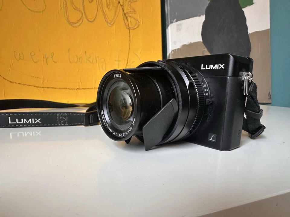 Panasonic LUMIX DMC-LX 100 16.8 MP Digitalkamera - Schwarz - Bild 1 von 4