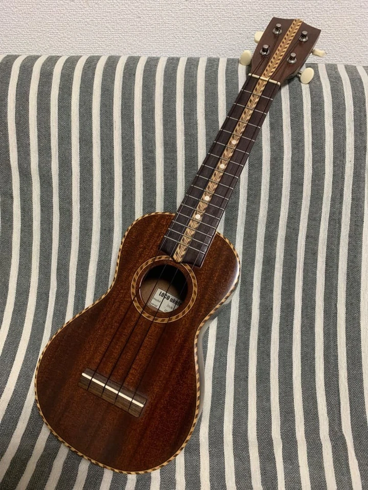 [Super rare! Gear peg specifications] LOCO DUK-RB soprano ukulele - Image 1 of 4