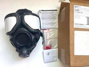 M3 Police Gas Mask Size Medium 3M FR-M40B-20 New / Sealed No Filter - Picture 1 of 14