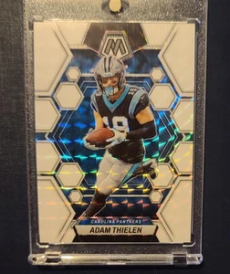 2023 Panini Mosaic Adam Thielen #28 White Mosaic Prizm /25 - Picture 1 of 3
