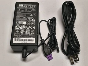 HP Power Supply Adapter PhotoSmart Deskjet 32V 0957-225 Purple Tip WORKING - Afbeelding 1 van 1