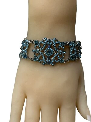 Pulseira feminina VCLM prata e cristal azul assinada - Imagem 1 de 4