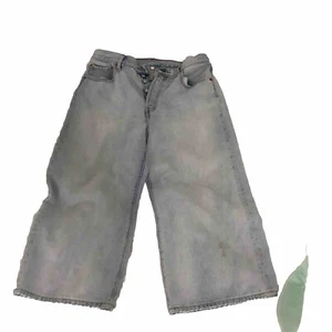 Levi's Super-Wide Leg Mid Rise Jeans 32 SHORT LEG - Picture 1 of 16