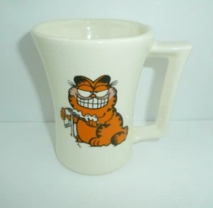Garfield Bathroom Mug - Brushing Teeth Cup Ceramic Unbranded Cat Vtg with Handle - Picture 1 of 6