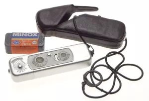 MINOX B Vintage Sub miniature Silver Spy Camera 8x11mm Film exposure meter NICE - Picture 1 of 11