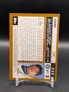 2002 Topps Ichiro Suzuki 225 Gold #1814/2002 Gold Cup - Picture 1 of 2