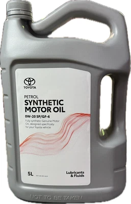 TOYOTA 0W-20 ENGINE OIL 0888084414 5 LITRE CONTAINER "0888084414" - image 1 of 2