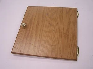 COLEMAN FLEETWOOD CABINET DOOR 2001 TACOMA 12 1/4" x 15 3/4" - Bild 1 von 2