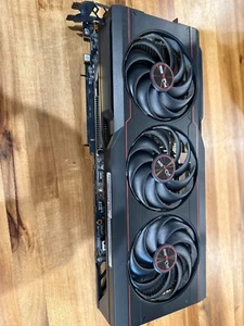 SAPPHIRE PULSE AMD Radeon RX 6800 XT 16 GB GDDR6 scheda grafica - Foto 1 di 3