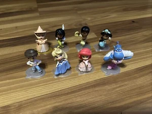 Disney Princess Comics Mini Figures 8 Pc Lot Hasbro-Genie Flora Ariel Tiana  A0 - Picture 1 of 5