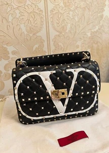 Valentino Garavani Rockstud Spike Medium bag in lambskin - Picture 1 of 8