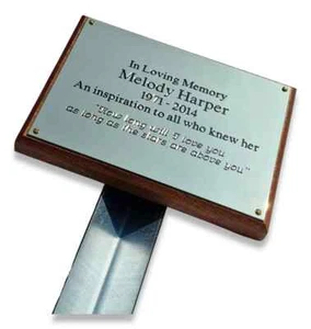 Garden memorial plaque with stake Engraved - Picture 1 of 4