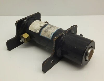 # RG00121600 #  Right Hand Idler Cylinder Fits Kubota "KX36-2 Alpha & KX41-2"  - Image 1 of 2