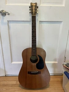 Hohner HW-300cm 6-saitige Akustikgitarre braucht etwas Arbeit - Bild 1 von 16