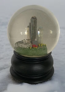 Saks Fifth Avenue Musical Snow Indianapolis Globe Dome Three Jays Imports JJJ - Picture 1 of 12