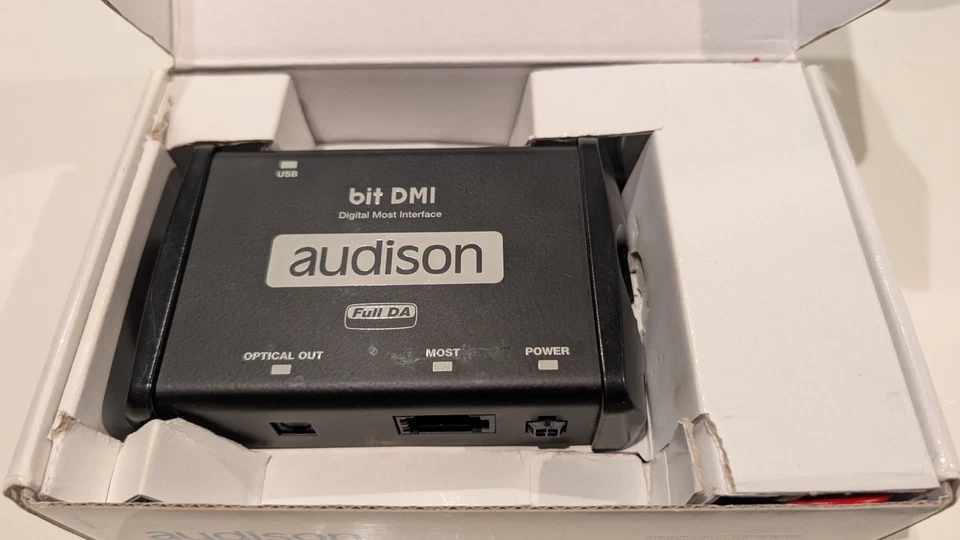 Interfaz digital de coche Audison bit DMI. Interfaz digital para la mayoría de los sistemas Foto 1 de 1