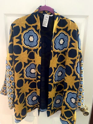 Chicos Geo Print Short  Kimono Dolman Sleeve Design Size L/XL Polyester - Image 1 of 4