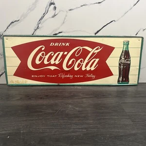 "Frühe 50er Jahre Coca-Cola-Schild ""Genießen Sie dieses erfrischende neue Gefühl"" 31,75"" x 11,75" - Bild 1 von 13