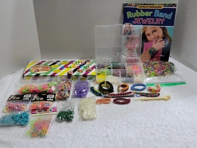 NUEVO LOTE TELAR ESTILO ARCO IRIS BANDAS ELÁSTICAS DE COLORES SURTIDOS Y ESTUCHE PULSERAS LIBRO Foto 1 de 4