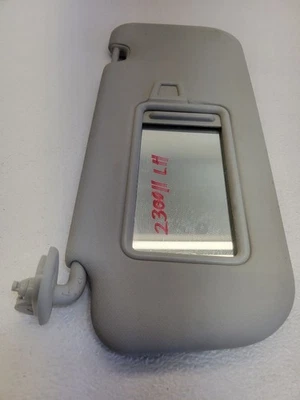 Parasol para conductor Kia Rio 2018-2020 sin techo corredizo - gris 85210-H9000BF3 Foto 1 de 4