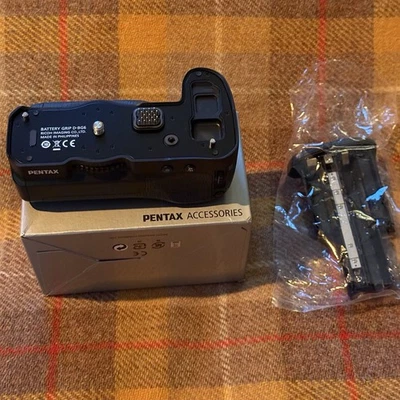 Pentax D-BG6 Battery Grip Compatible with K-1 and K-1 II NEW  - Image 1 of 4