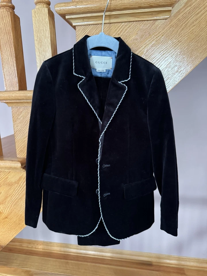 GUCCI Auténtico Traje Elegante Para Niños 5-6 Años Foto 1 de 4