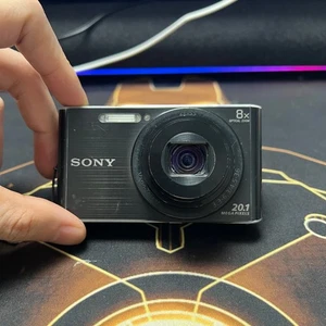 Sony DSC-W830 Cyber-Shot 20.1MP 8x zoom Digital Camera Black - Picture 1 of 6