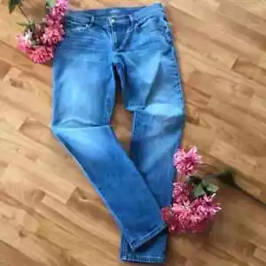 LOFT DENIM JEANS SZ 25/0 light wash mid rise relaxed stretchy skinny jeans - Picture 1 of 12