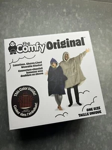 THE COMFY ORIGINAL Luxurious Sherpa-Lined Wearable Blanket / Red Plaid / NEW - Picture 1 of 4