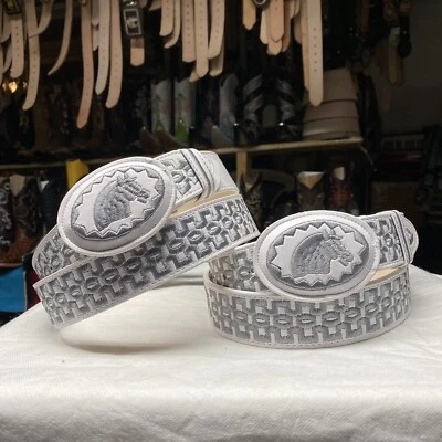 Cinturón de cuero bordado. Cinturón vaquero blanco. Cinto Bordado Blanco De Hombre. Foto 1 de 4