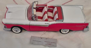 1957 Ford Fairlane 500 Skyliner Hardtop Convertible Franklin Mint 1/24 VGC - Picture 1 of 10
