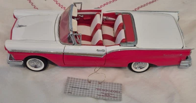 1957 Ford Fairlane 500 Skyliner Hardtop Convertible Franklin Mint 1/24 VGC - Image 1 of 4