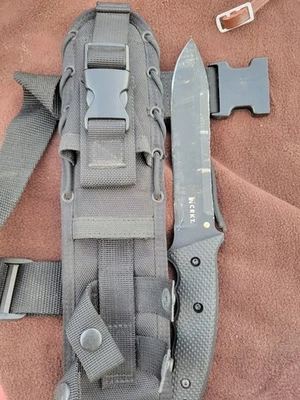  Cuchillo táctico de hoja fija CRKT Elishewitz F.T.W.S. 2060  Foto 1 de 4