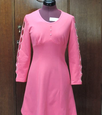 Vestido Sears Años 70 Rosa Brillante/Fushia Imperio Cintura Manga Larga Botones B33 W27 Foto 1 de 4