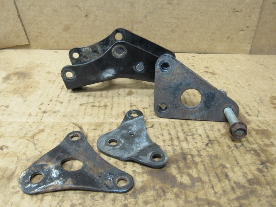 Кронштейны крепления двигателя 1985 HONDA CB450SC Nighthawk 50351-413-010 - Изображение 1 из 4