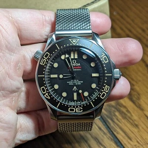 Omega Seamaster 300 Titanium James Bond No Time To Die Bracelet and Nato Strap - Picture 1 of 6